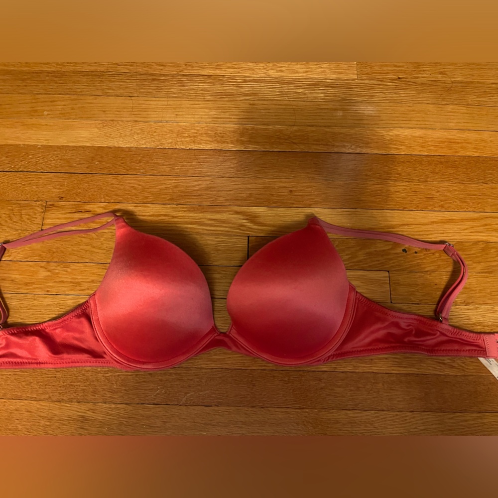 Victorias Secret - Pink Bra- 34C